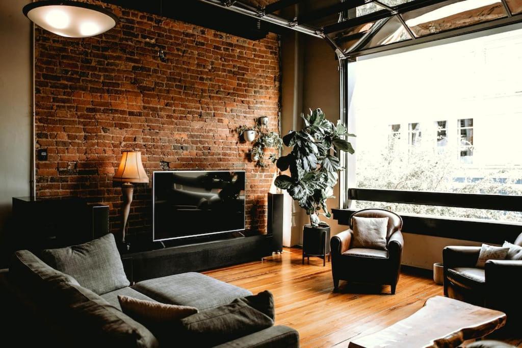 The 511. A Luxury Loft On State St. Apartment Bristol Exterior photo