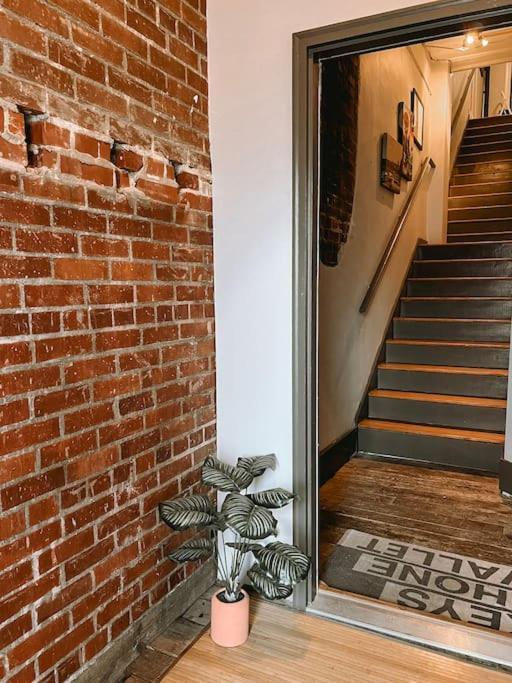 The 511. A Luxury Loft On State St. Apartment Bristol Exterior photo